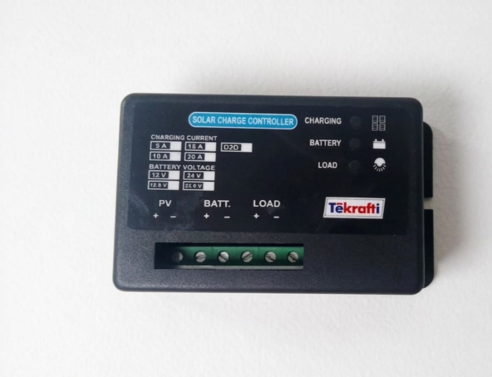 Solar Charge Controller With USB - 10amps