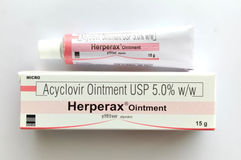 HERPERAX OINT