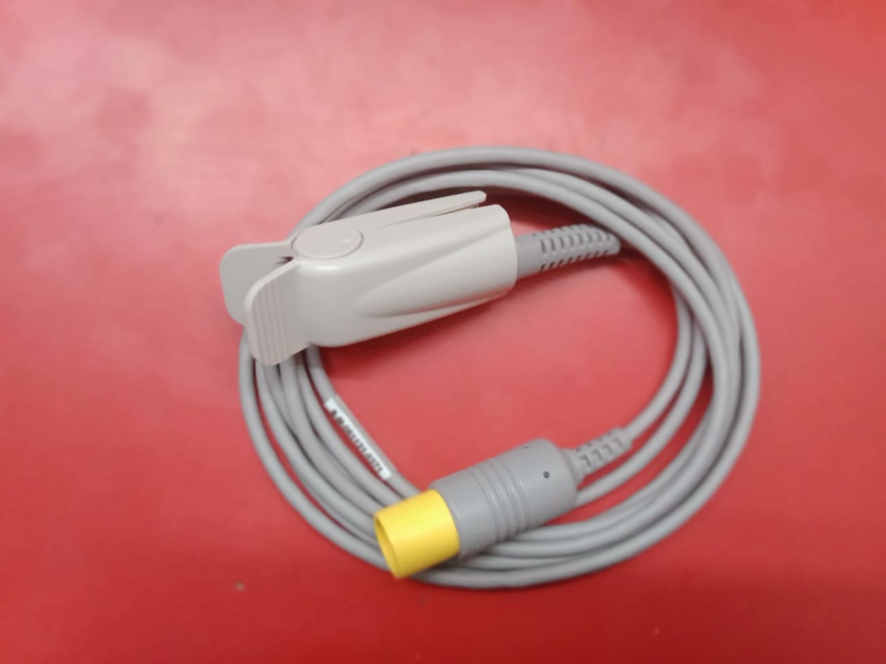 Adult Finger Clip SpO2 Sensor – Nellcor Compatible (Metal Push Connector Type)