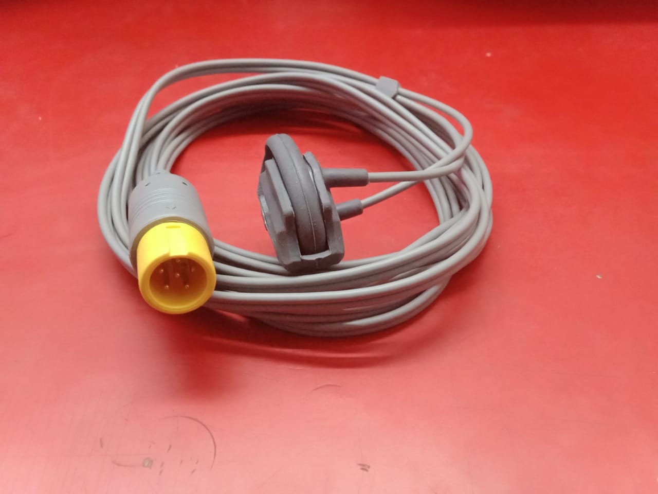 SpO2 Adapter Cable – Round Screw Connector Type 