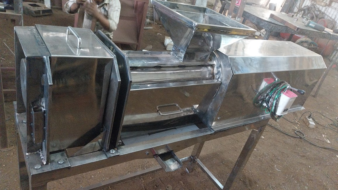 Mariya Single Screw Press Coconut Milk Extractor Machine 