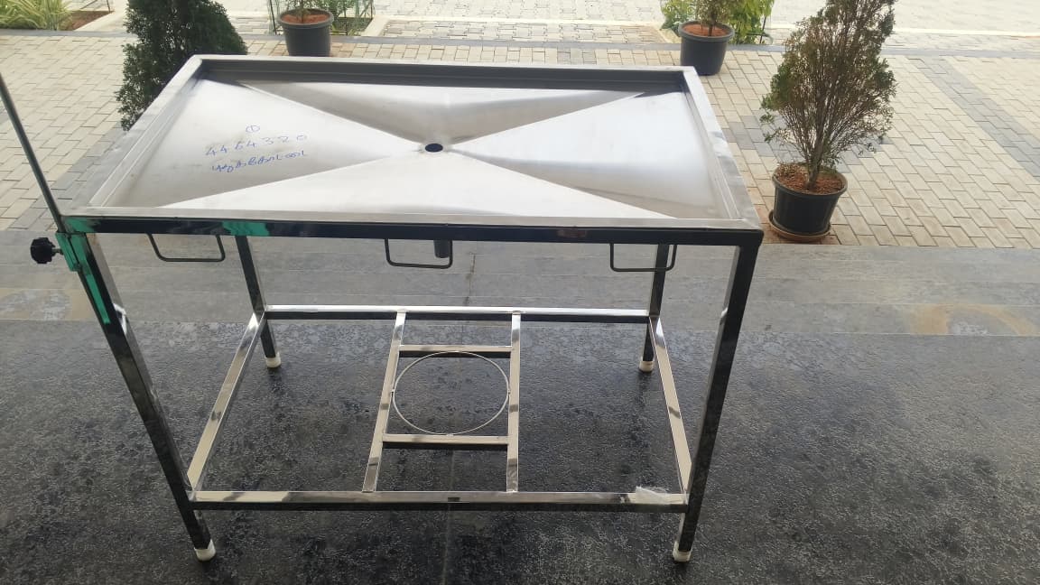 VETERINARY TABLE