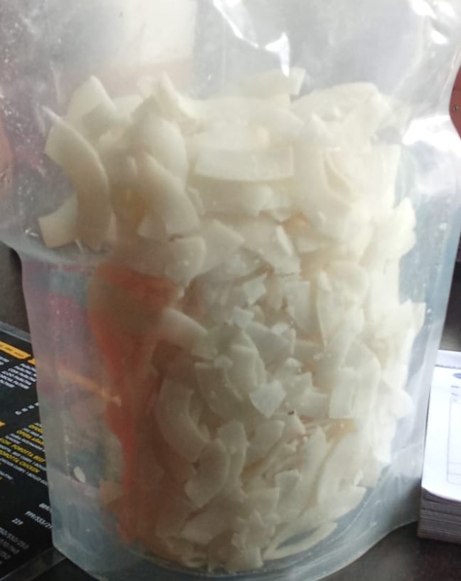 AM Premium Quality Coconut Chips