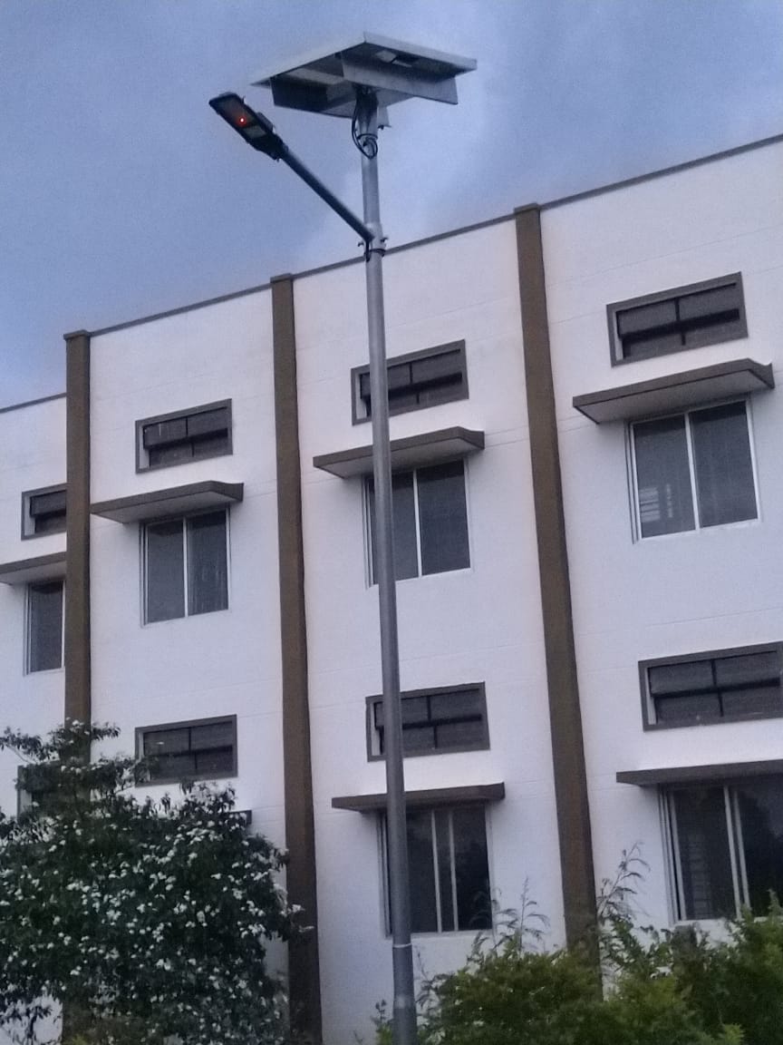 15W 2 in 1 Solar Street Light