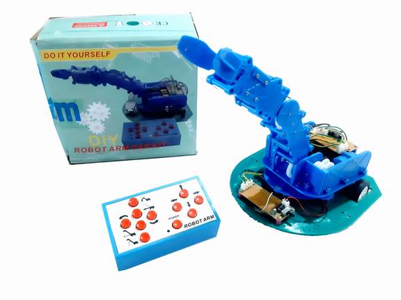 Robot Arm Car