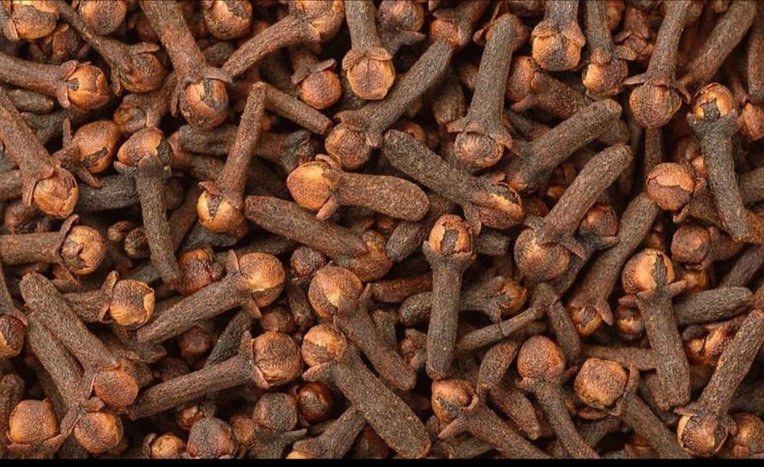 Whole Dried Cloves