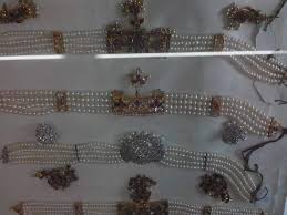 antiques and antique jewellery