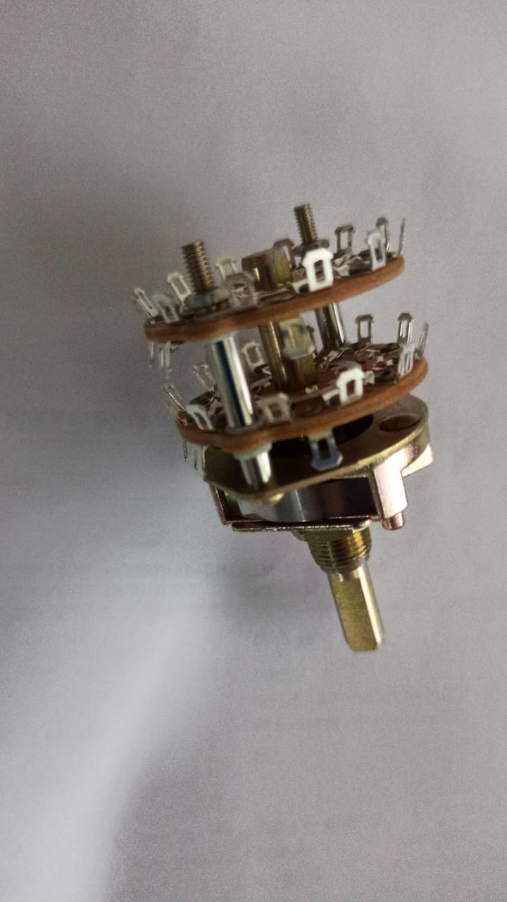 SWITCH 6 P 4 WAY 30° [ 012- A32129 J2 ]